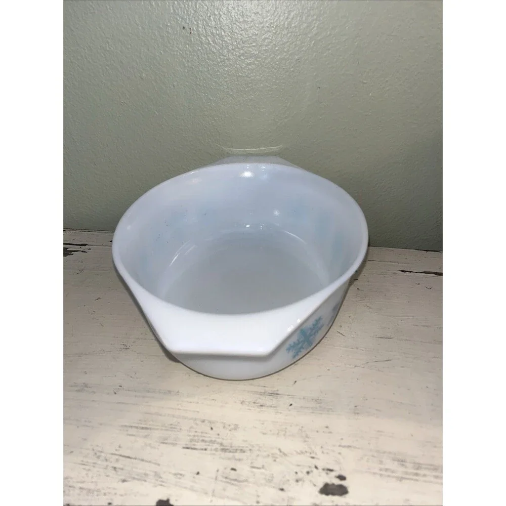 Pyrex snowflake turquoise